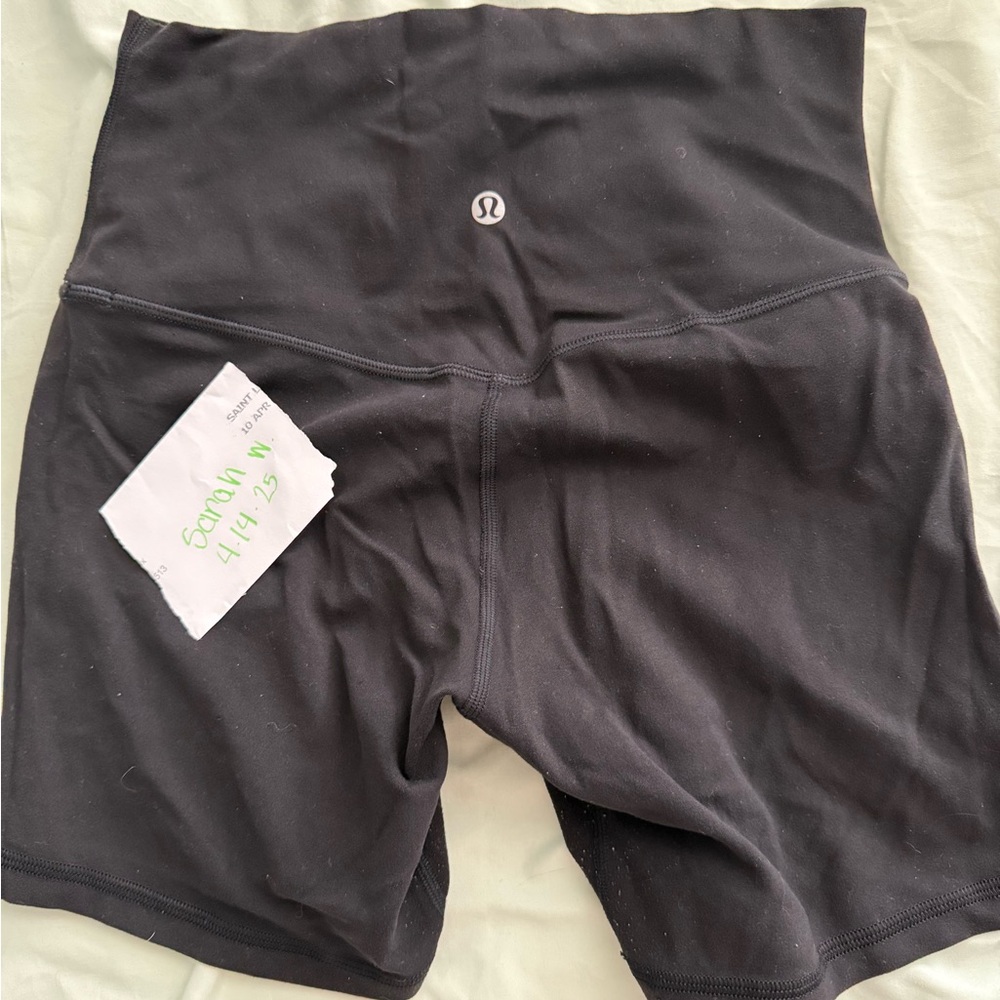 lululemon athletica Women's Align High-Waisted Shorts 6”